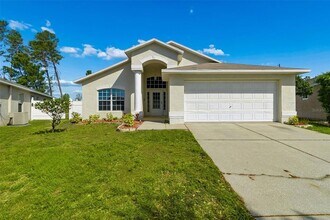 7904 Floradora Dr in New Port Richey, FL - Building Photo - Building Photo