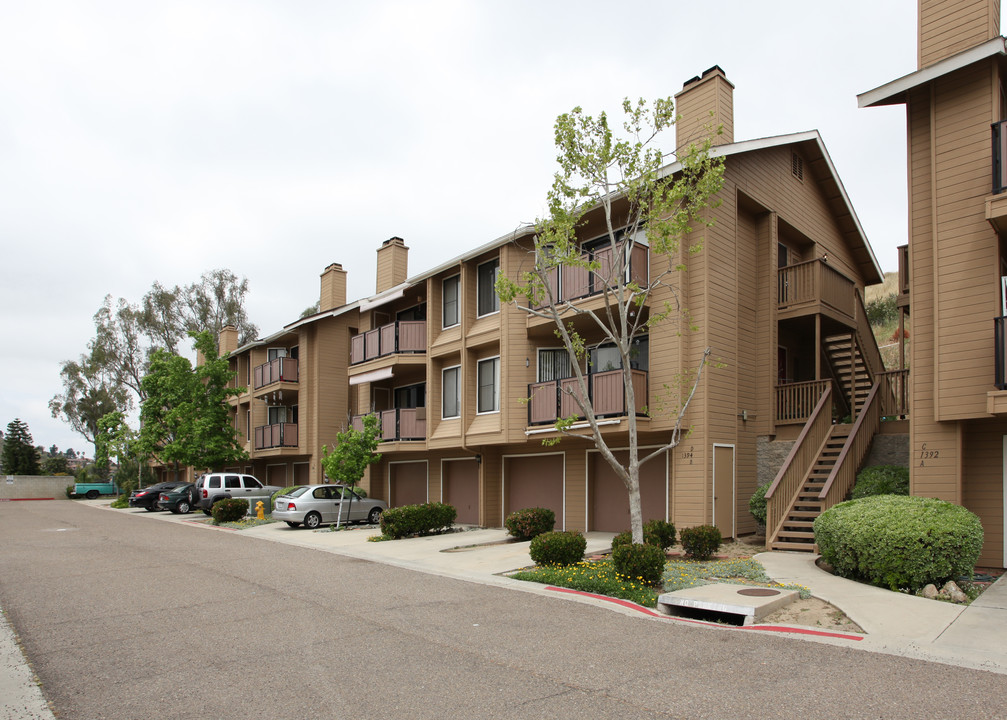 El Cajon Park Villas in El Cajon, CA - Foto de edificio