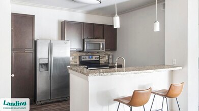 10800 Lakeline Blvd, Unit 11203 in Austin, TX - Building Photo - Building Photo