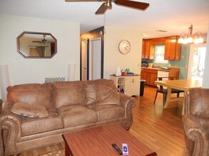 4032 Elder Ln in Tallahassee, FL - Building Photo - Building Photo