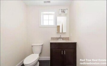 27 1st St in Medford, MA - Building Photo - Building Photo