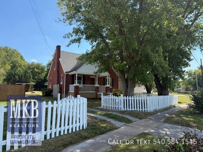 1842 Bennington St SE in Roanoke, VA - Building Photo - Building Photo
