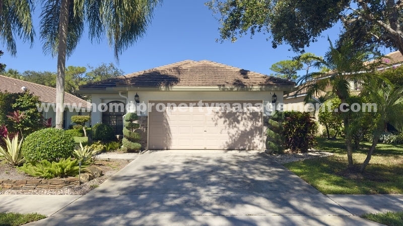 4365 Sherwood Forest Dr in Delray Beach, FL - Building Photo