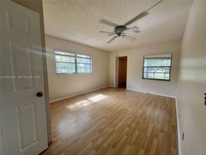 850 SW 133rd Ter, Unit 201B in Pembroke Pines, FL - Building Photo - Building Photo