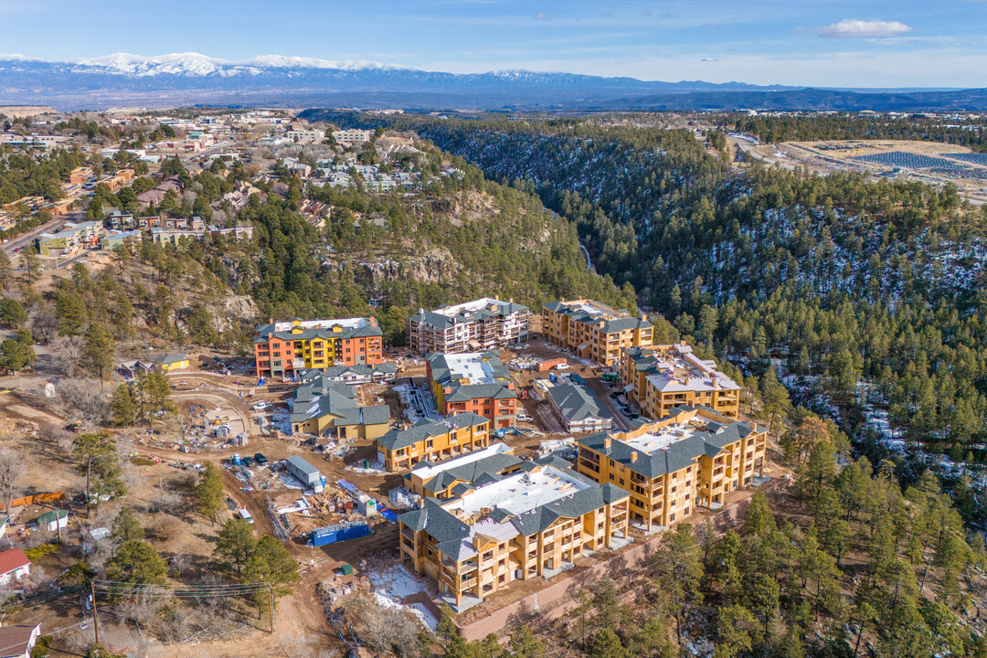 The Hill in Los Alamos, NM - Foto de edificio