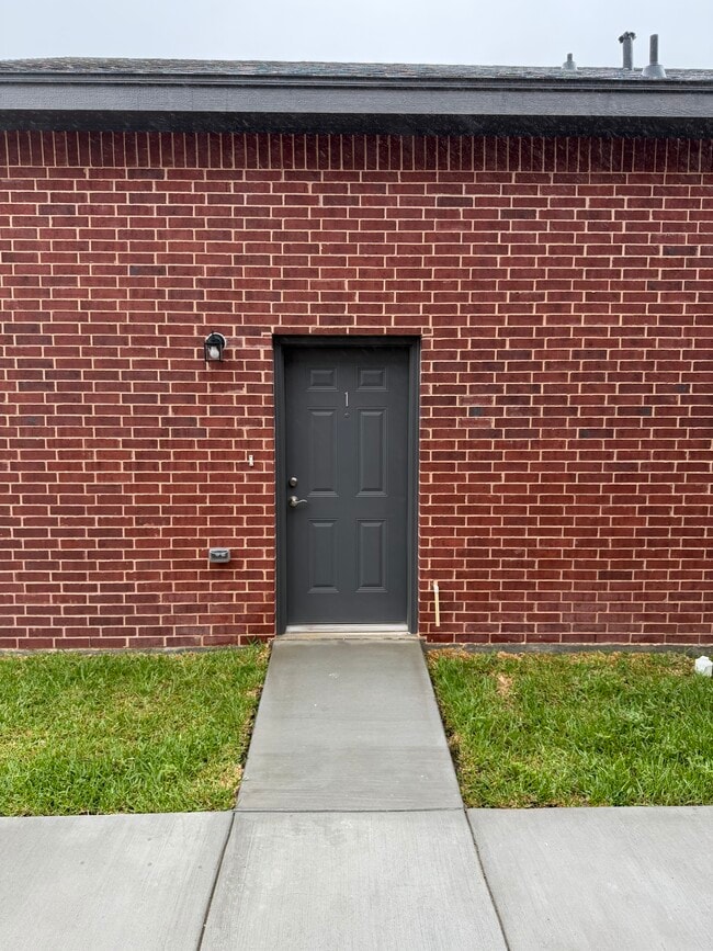 1004 W 8th St, Unit 1, Unit 1