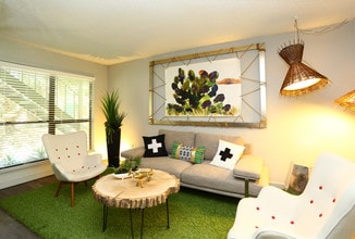 Verde Apartments in Austin, TX - Foto de edificio - Interior Photo