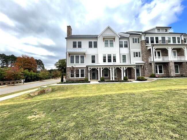 property at 2024 Cortland Rd