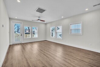 321 Wilkins St in Greenville, SC - Building Photo - Building Photo