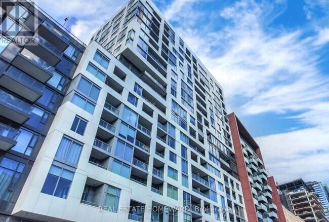 576 Front St W in Toronto, ON - Building Photo - Building Photo