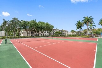 Cortland Harbour Cove in Pembroke Pines, FL - Foto de edificio - Building Photo