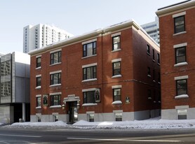408 Albert St in Ottawa, ON - Building Photo