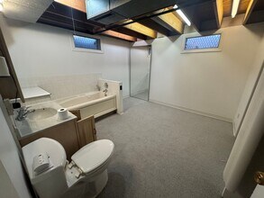 1304 4th Ave SW in Waverly, IA - Building Photo - Building Photo