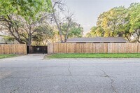 6003 De Moss Dr photo'