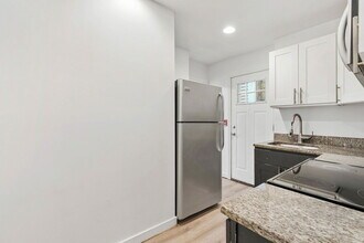 2017 W Oxford St in Philadelphia, PA - Building Photo - Building Photo