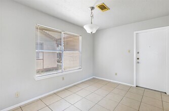 7310 Maple Walk Dr in Humble, TX - Building Photo - Building Photo