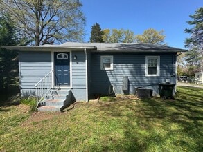 809 W Gold St in Kings Mountain, NC - Building Photo - Building Photo