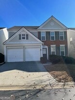 915 Wendlebury Ct in Alpharetta, GA - Building Photo