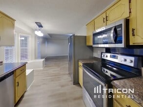 3261 Tabby Dr in Clarksville, TN - Foto de edificio - Building Photo