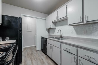 Catalina in Lewisville, TX - Building Photo - Building Photo