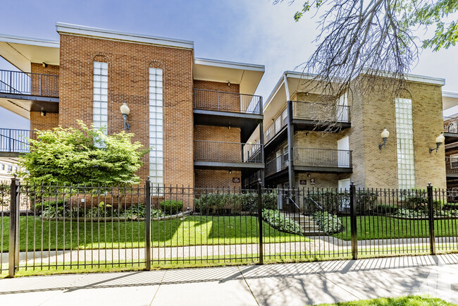 4537 N Dover St in Chicago, IL - Building Photo - Building Photo
