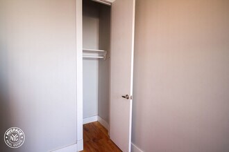 10-48 Wyckoff Ave, Unit 3 in Queens, NY - Building Photo - Building Photo