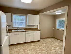 132 Race St in Grass Valley, CA - Building Photo - Building Photo