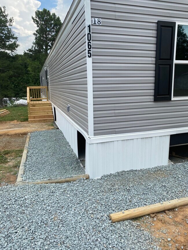 1065 Boxer Dr Rentals in King, NC