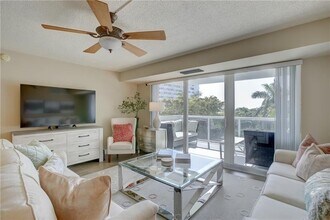 2841 N Ocean Blvd in Fort Lauderdale, FL - Building Photo - Building Photo