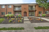 Twin Lakes Apartments in Harrisburg, PA - Building Photo - Building Photo