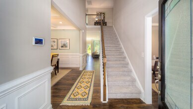 6101 Treehouse Dr in Charlotte, NC - Foto de edificio - Building Photo