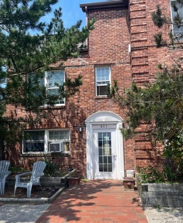 property at 801 E Broadway