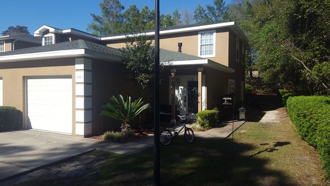 1301 Treasure Cove in Niceville, FL - Building Photo - Building Photo