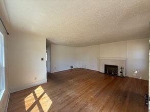 2404 Ave A in Scottsbluff, NE - Building Photo - Building Photo