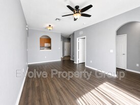 8775 Sartori St in Orlando, FL - Building Photo