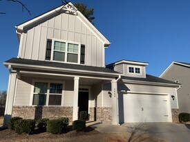 5040 Hudson Vly Dr in Cumming, GA - Building Photo