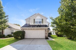 2733 Dawnlake Dr in Indianapolis, IN - Building Photo