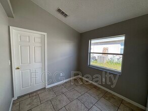 715 Piermont Dr in Davenport, FL - Building Photo - Building Photo