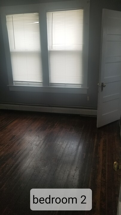 1397 Corbin Ave in New Britain, CT - Building Photo