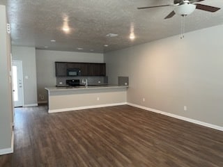 1124 Trellis Pass in Brenham, TX - Foto de edificio - Building Photo