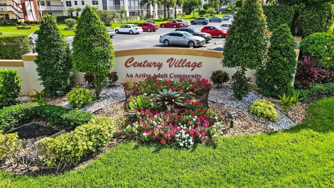 4053 Wolverton E in Boca Raton, FL - Building Photo - Building Photo