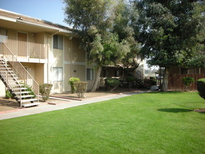 Shadowcreek Apartments in Madera, CA - Building Photo - Building Photo