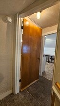 78 W Albany St, Unit 1 - Upper in Oswego, NY - Foto de edificio - Building Photo