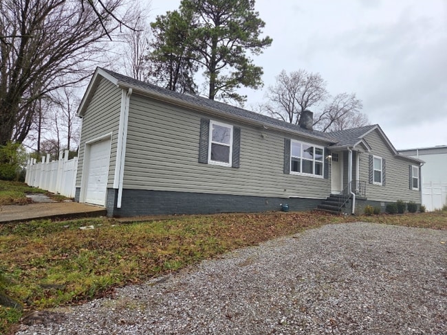 247 W Young High Pike in Knoxville, TN - Building Photo - Building Photo