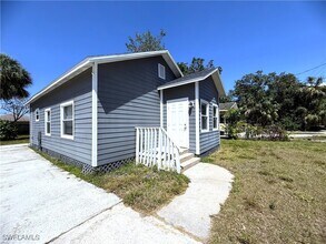 3341 Marion St in Ft. Myers, FL - Building Photo - Building Photo