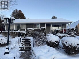 65 Broadway St W in Brant, ON - Building Photo