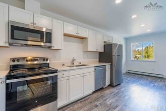 415 E Beaver Ave in Palmer, AK - Building Photo - Building Photo