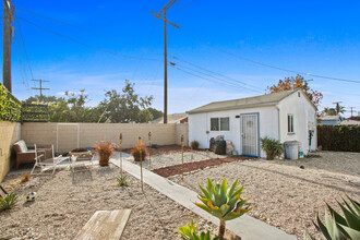 1416 W 48th St in Los Angeles, CA - Building Photo - Building Photo