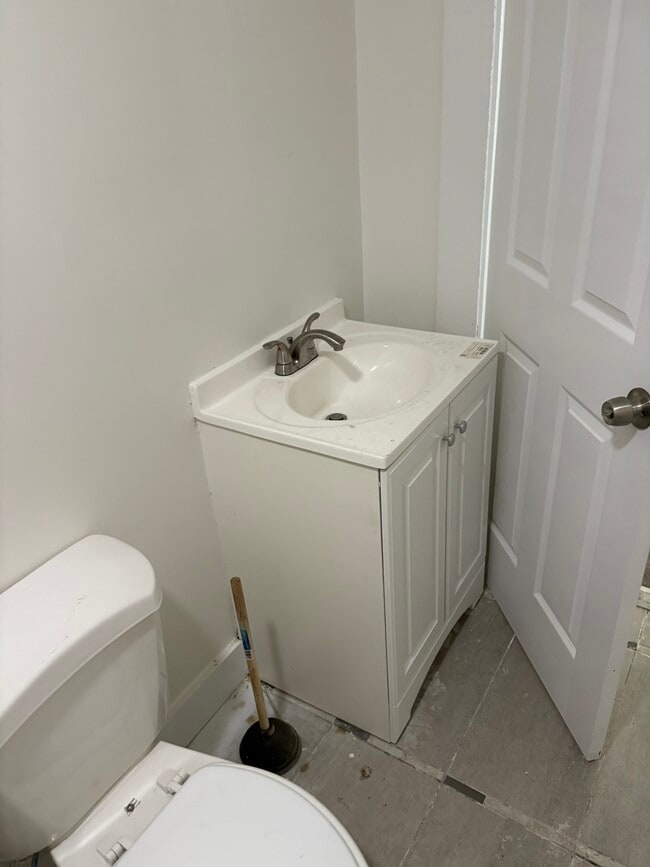 617 W 41st St in Savannah, GA - Building Photo - Building Photo