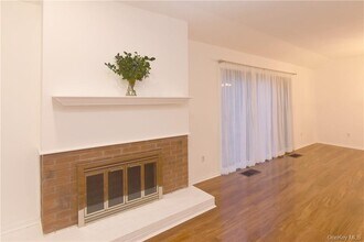 188 Heritage Hills in Somers, NY - Building Photo - Building Photo